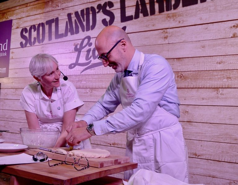 victorcarina RHS19 1 768x599