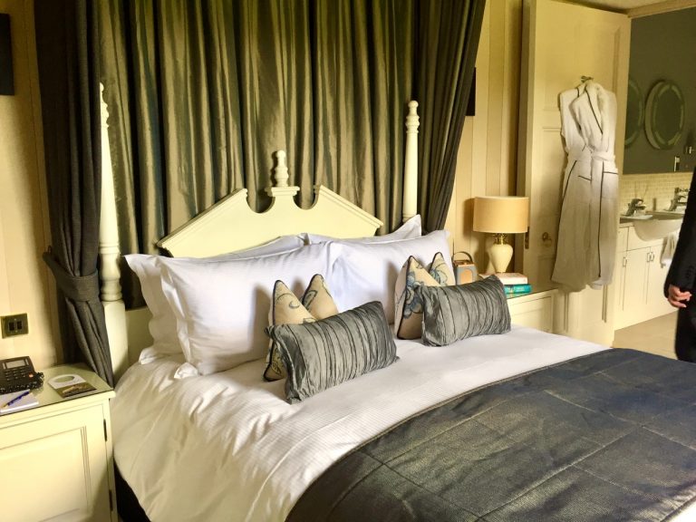 cringletie13 768x576