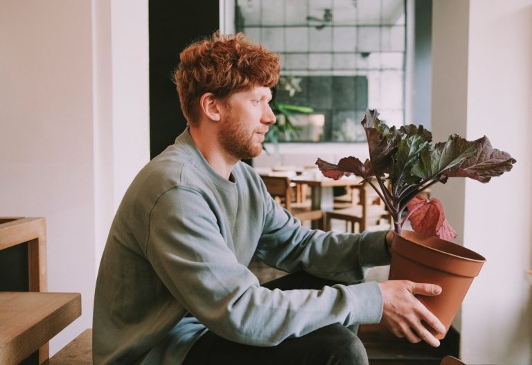 13 Barrie Henderson 768x527