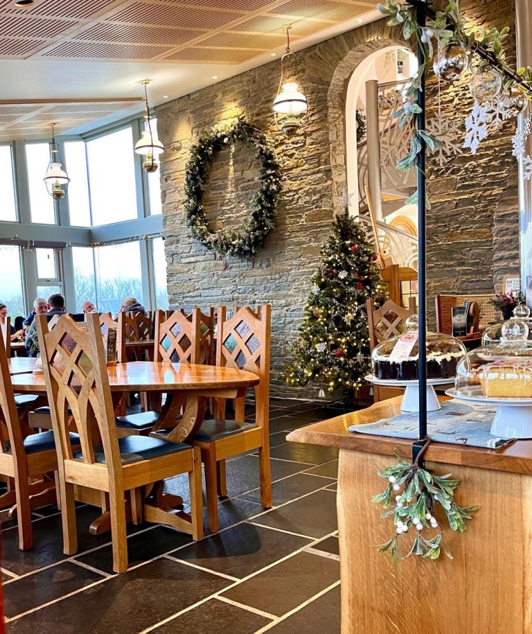 ork nov22 sheila fleet cafe 768x915