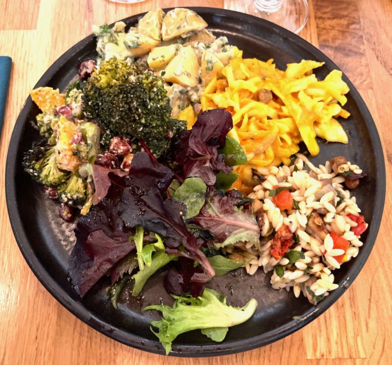 hendo salad plate 768x716