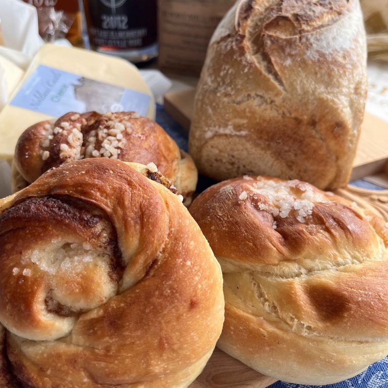 ork sourdough loaves 768x769