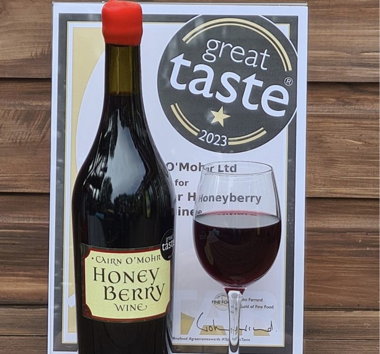 honeyberry award 768x715