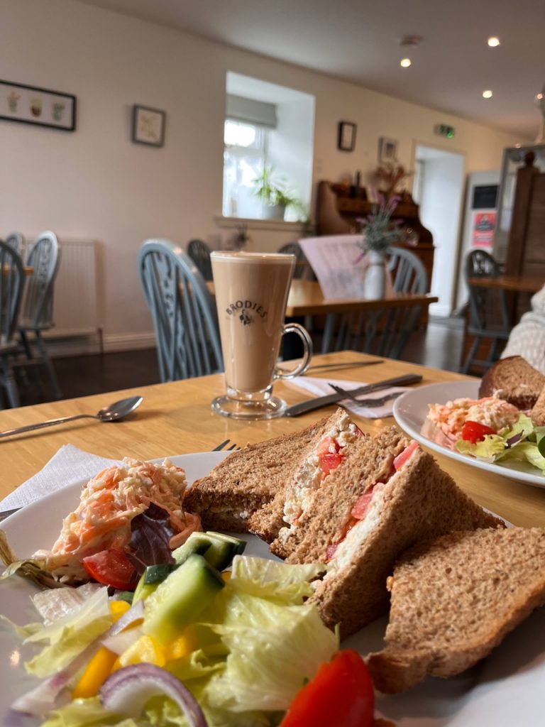 dunlop lunch2 768x1024