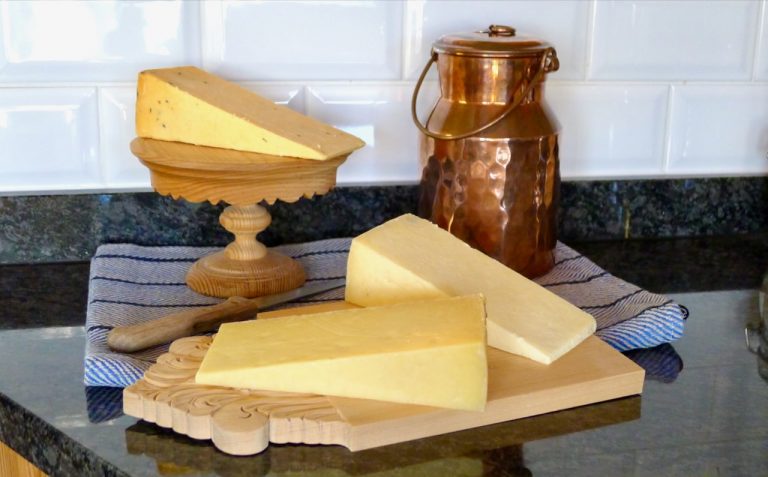 janes trio 1 768x477