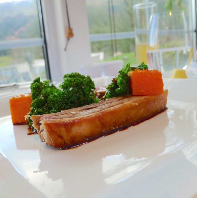 mhor lunch light 768x772