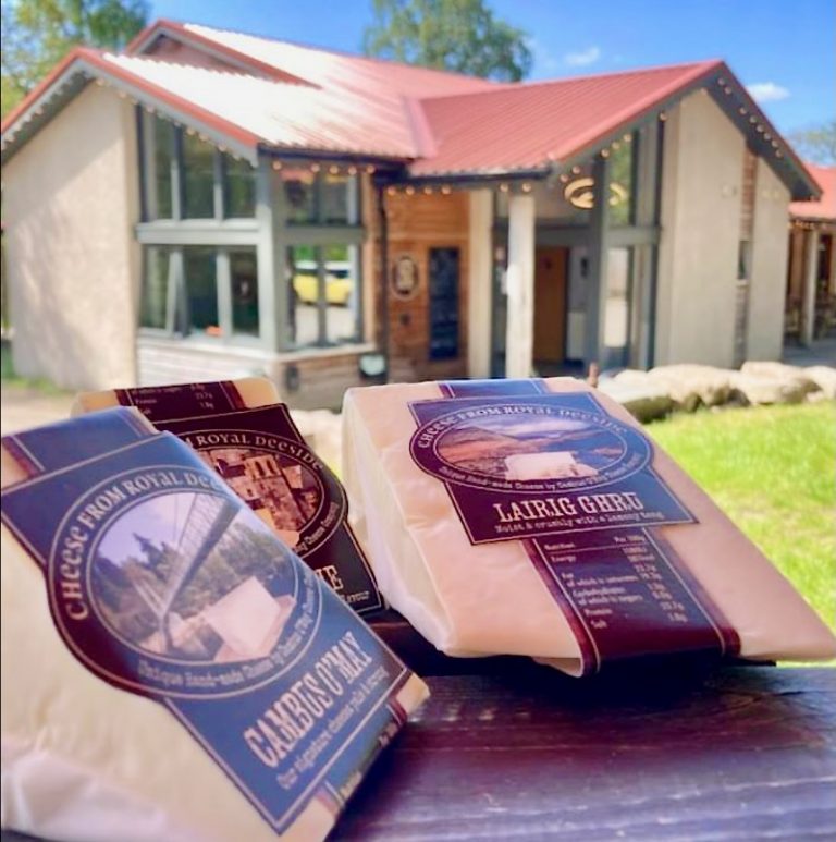 cambus cafe 1 768x773