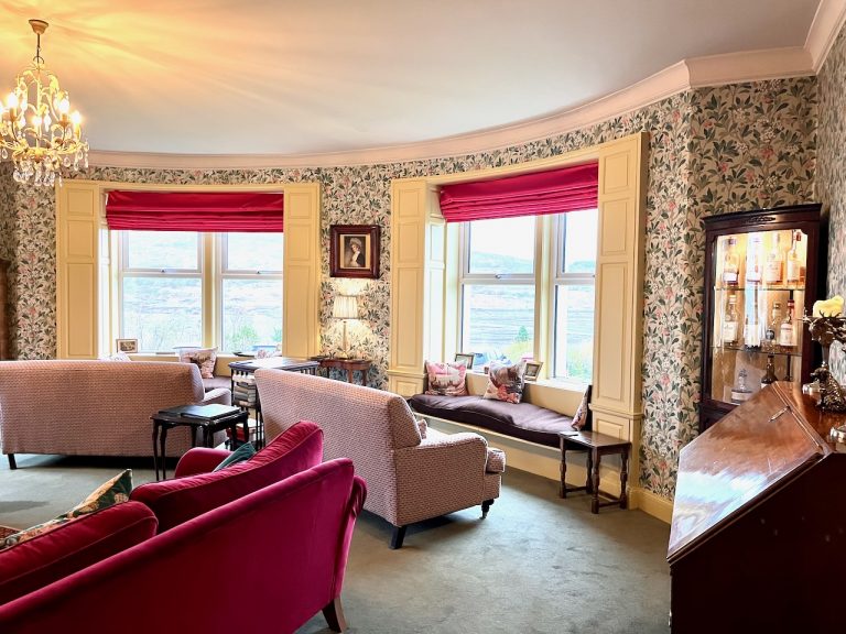 skye24KInloch7 768x576