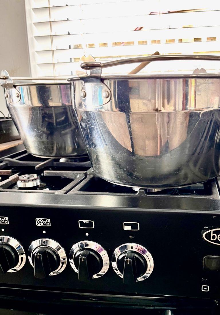 AllanChilli1 768x1102