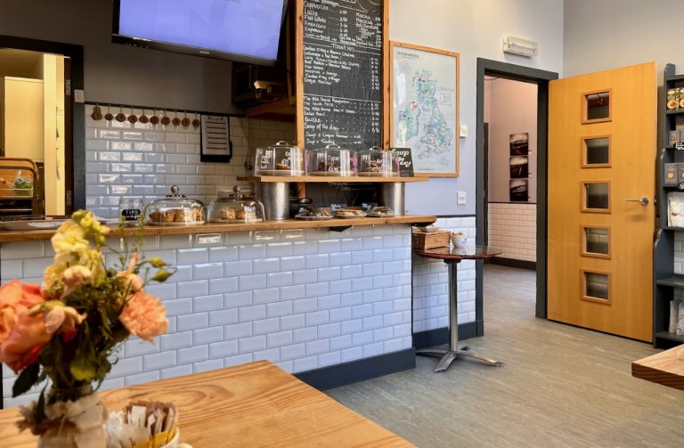 cambus cafe3 768x503